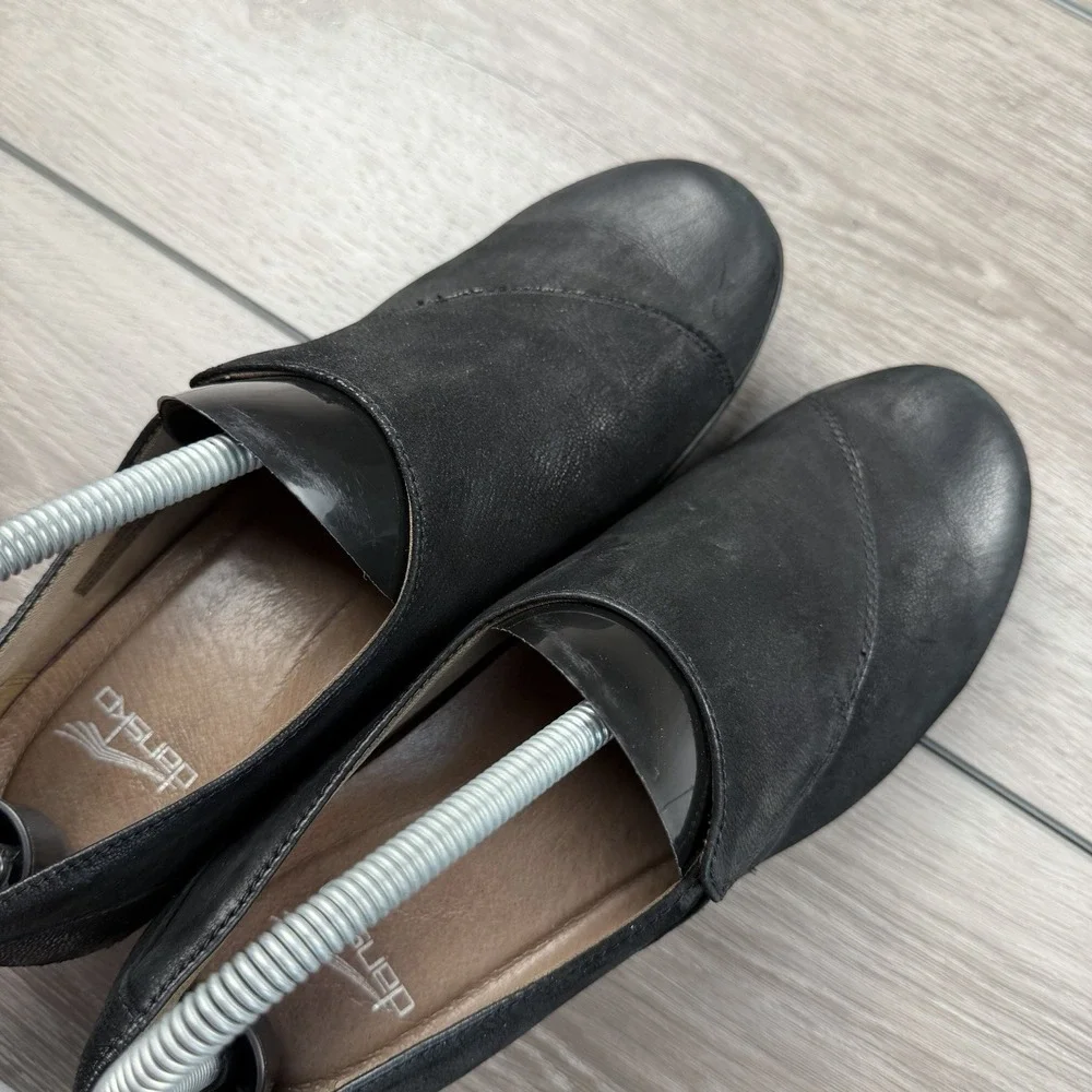 Dansko Women's Fae Slip On Nubuck Leather Comfort Shoes Black Size 39 US 8.5